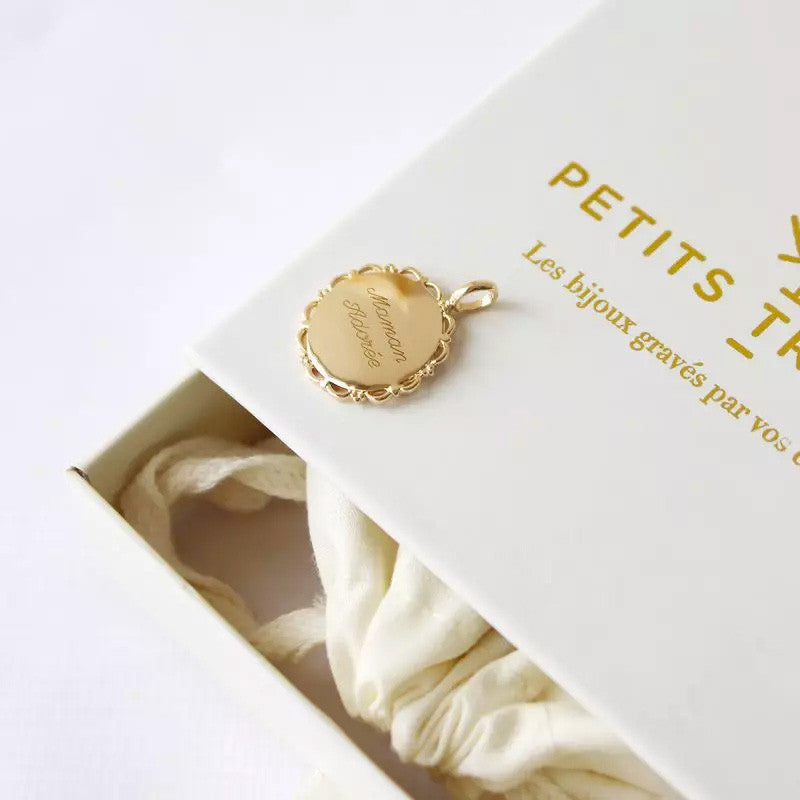  Petits Trésors : Médaille Dentelle à Personnaliser Plaqué Or